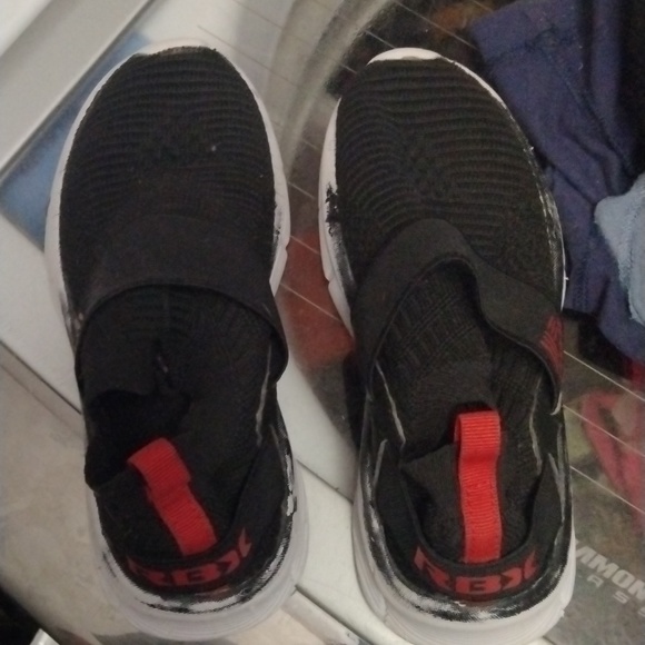 Sneakers - Picture 1 of 1